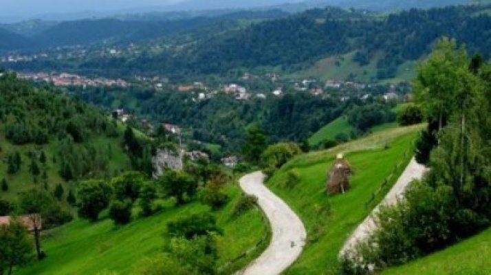 Preţurile stau pe loc anul acesta. Cât costă vacanţa prelungită de Paşte